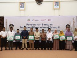 Prinsip Guru Ngaji di Pontianak: Tak Menuntut Bayaran, Amal Jariyah Prioritas Utama dalam Mengajar