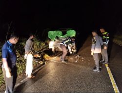 Tabrak Mobil Mogok di Jalan Gelap, Pengendara Motor Alami Kecelakaan di Kalis, Kapuas Hulu