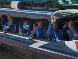 Pemkab Kayong Utara Berangkatkan 27 Tokoh Agama, Imam, dan Guru Ngaji Umrah ke Tanah Suci