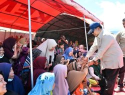 Suasana Haru Selimuti Posko Pengungsian Banjir Aceh Tenggara