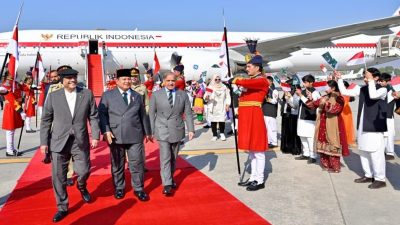 Presiden Prabowo Disambut Kehormatan Militer di Islamabad, Tandai 75 Tahun Hubungan Indonesia–Pakistan