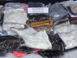 Polisi Bongkar Penyelundupan Pakaian Bekas Ilegal Asal Singapura