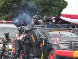 Atraksi Menembak Warnai Pelantikan Bintara Polri 2025 di SPN