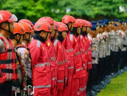 Wakapolri Lepas 1.500 Personel Polri untuk Misi Kemanusiaan Pascabencana di Sumatera