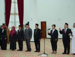 Resmi Dilantik! Inilah 7 Anggota KPID Kalbar 2025-2028: Gubernur Ria Norsan Tekankan Perlindungan Siaran Anak