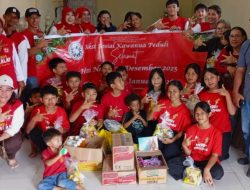 “Sitou Timou Tumou Tou”: Semangat Mapalus KKK Kubu Raya Warnai Aksi Sosial Natal bagi Lansia dan Anak Panti