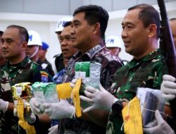 Tak Ada Pelaku, Kodam XII/Tanjungpura Musnahkan 30,3 Kilogram Sabu Hasil Tangkapan ‘Tak Bertuan’ di Perbatasan
