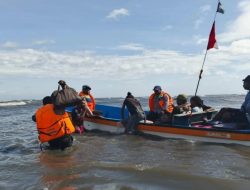 Laut Tak Ramah, Speed Boat Terbalik di Waropen dan Kerugian Ratusan Juta
