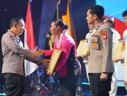 Kapolri Beri Reward Atlet Peraih Medali SEA Games 2025