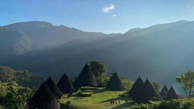 Delapan Desa Wisata yang Menawarkan Wajah Asli Kehidupan Lokal Indonesia