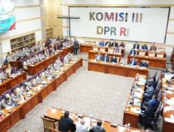 Komisi III DPR Sepakat Polri Tetap di Bawah Presiden, Tolak Jadi Kementerian
