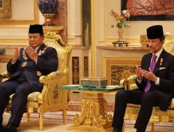 Operasi Ganti Lutut Sultan Brunei Libatkan Pakar dari USA, Istirahat 3 Bulan: Rakyat Doa Serentak