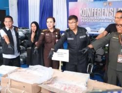Polisi Bongkar Penyelundupan Barang Bekas dan Daging Ilegal dari Singapura