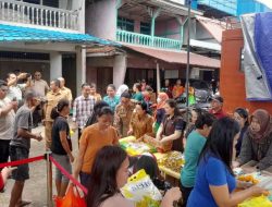 Bantu Warga Mandor Saat Ramadan, Bupati Karolin Gelar Pasar Murah dan Guyur Gas LPG Rp20 Ribu