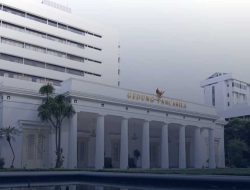 Kemlu Imbau WNI Tunda Perjalanan ke Timur Tengah, Siapkan Hotline Darurat