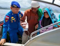 Evakuasi Dramatis Ibu Hamil Bayi Kembar dari Pulau Papagarang di Tengah Cuaca Ekstrem