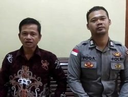 Temenggung Dayak Seberuang Ensilat Dukung Aksi Polisi Bakar Kelang Judi Sabung Ayam