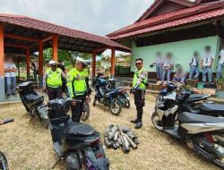 Polisi Sasar Sekolah di Bengkayang, 21 Knalpot Brong Milik Pelajar Diamankan