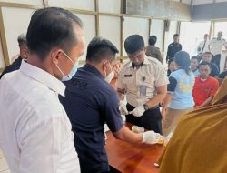 Razia Gabungan di Rutan Putussibau: Petugas Temukan Sajam Rakitan hingga Satu WBP Positif Sabu