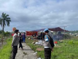 Peziarah Membeludak, Personel Polres Kubu Raya Siaga Atur Lalu Lintas Sembahyang Leluhur Cheng Beng