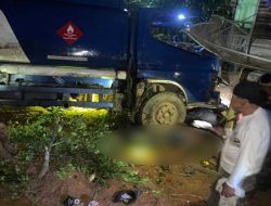 Truk Tangki Terguling di Trans Kalimantan Sanggau, Sopir Tewas usai Hindari Lubang Jalan