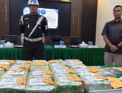 Satgas Pamtas Gagalkan Penyelundupan 21,4 Kilogram Sabu dari Malaysia di Entikong