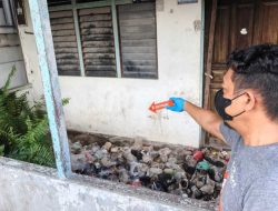 Warga Gang Flamboyan 2 Heboh, Pria ODGJ Ditemukan Meninggal Dunia di Tengah Tumpukan Sampah