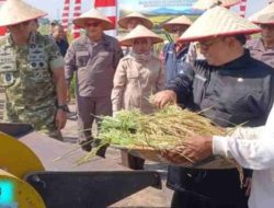 Krisantus Soroti Tantangan Gambut hingga Konektivitas, Sujiwo Tegaskan ASN Harus Melayani di HUT ke-19 Kubu Raya