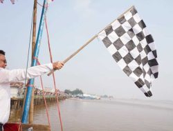 Dari Kampung Yuka, Edi Kamtono Ingin Lomba Sampan Bidar Menembus Sarawak hingga Brunei