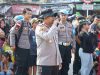 Kapolres Bengkayang Turun ke Jalan, Kawal Ribuan Warga Rayakan HUT RI ke-81