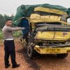 Dua Truk Bertabrakan di Trans Kalimantan Kubu Raya, Dua Orang Luka