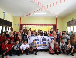 Perkuat Kompetensi Guru di Perbatasan, Tim PkM FKIP Untan Gelar Pelatihan di Sekayam Sanggau