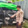 Pecah Ban di Jalur Menurun, Pick Up Hantam Pagar dan Pengemudi Terpental di Bunut Hulu