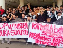 GMKD Kalbar Demo DPRD dan NasDem, Desak Penanganan Karhutla dan Klarifikasi Anggota Dewan