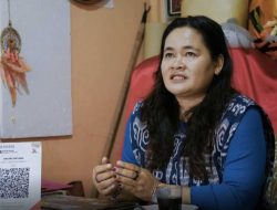Dukungan Kredit KUM Harapan Bank Kalbar Bawa Tenun Ikat Galeri Sintang Tembus Pasar Malaysia